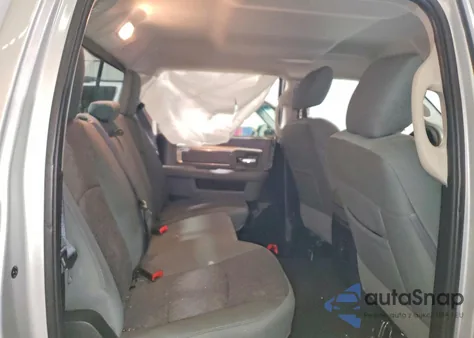 2017 Ram 1500 Slt z USA, uszkodzony, nr VIN 1C6RR7TTXHS563334